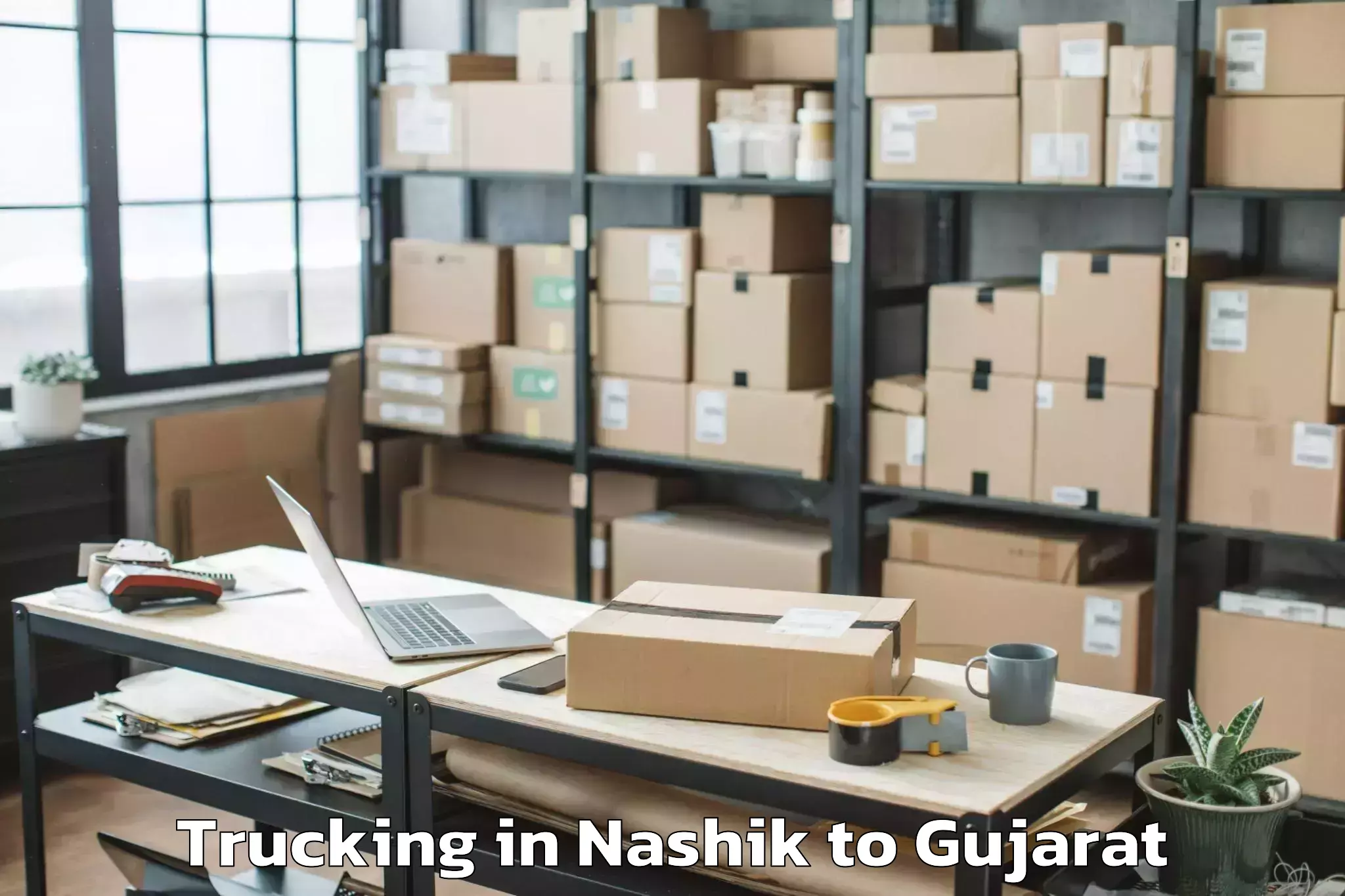 Book Nashik to Jhagadia Trucking